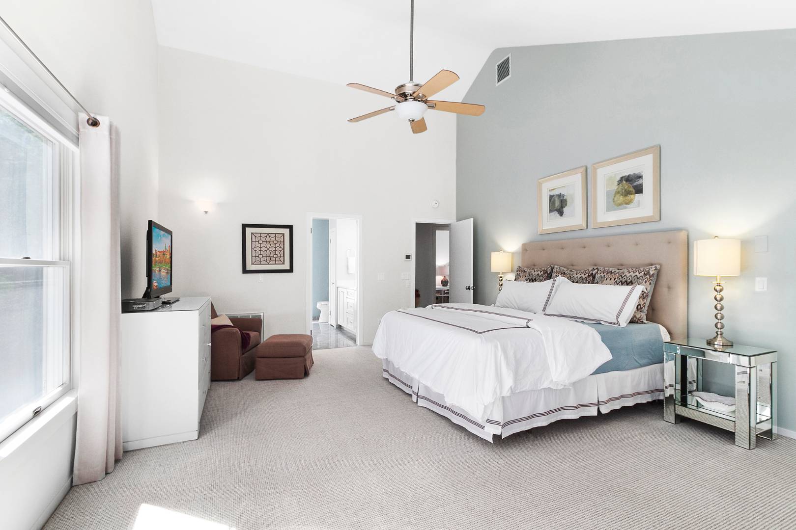 27 Tuthill Lane Remsenburg, NY 11960 - Photo 12 of 18 a bed room with a bed and a couch