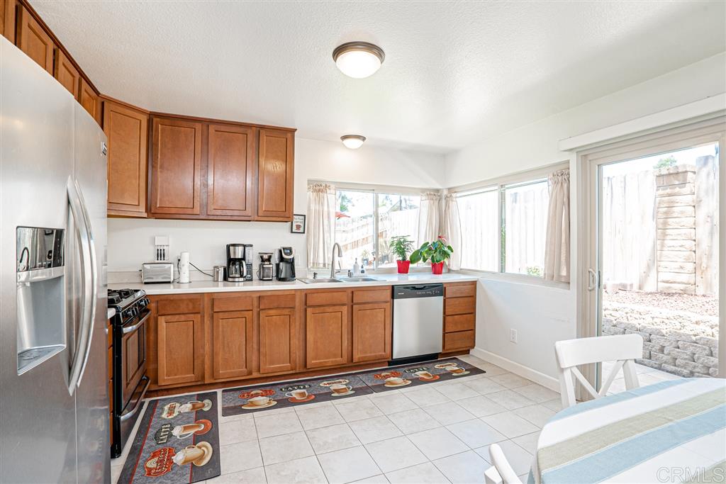 13341 Sutter Mill Road Poway, CA 92064 - Photo 6 of 25