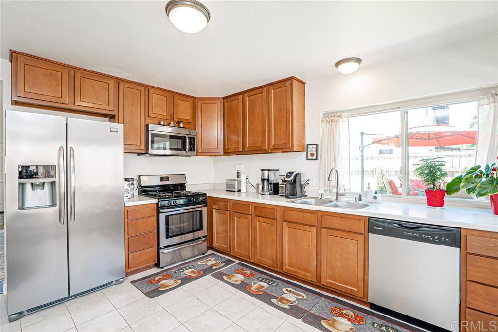 13341 Sutter Mill Road Poway, CA 92064 - Photo 7 of 25