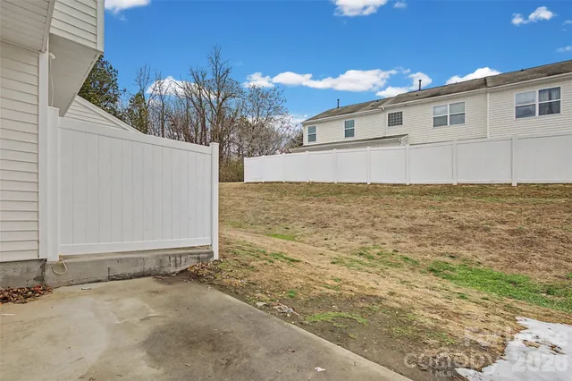 $1,600 | 7371 Laurel Valley Road, Unit 212, Charlotte, NC 28273