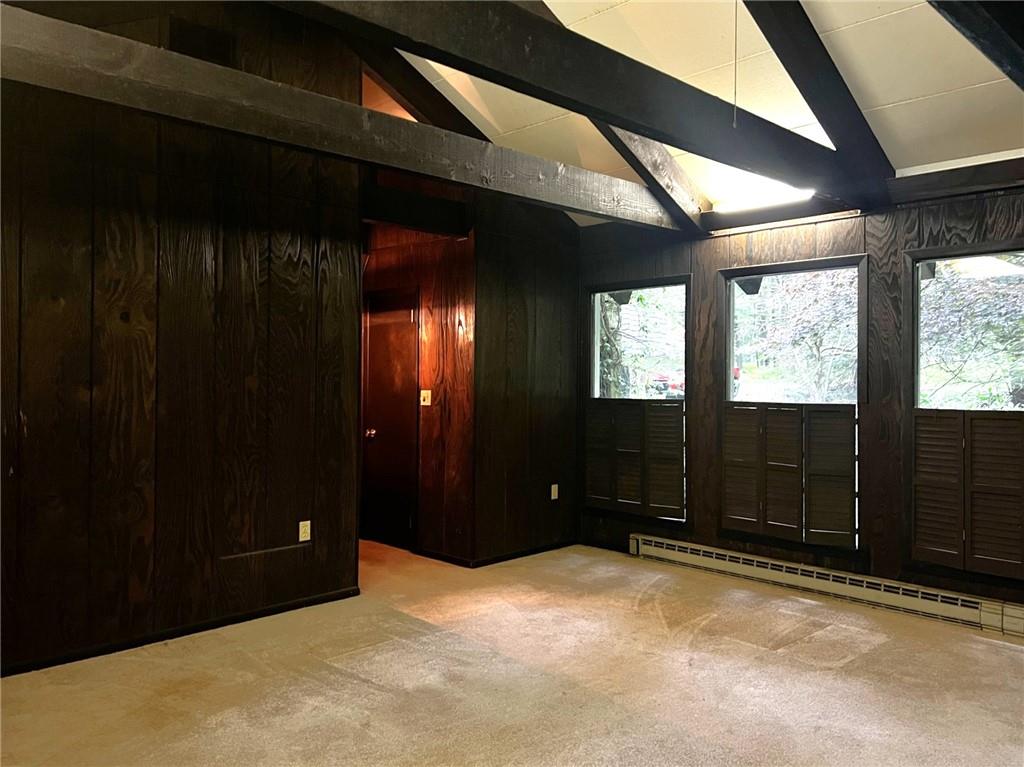 758 Village Run Road Boswell, PA 15531 - Photo 4 of 22 Gallery Image 4