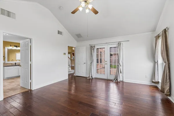 $445,000 | 2718 Shelby Drive, Pearland, TX 77584