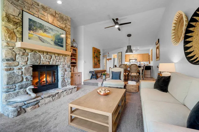 $575,000 | 4654 Harbor Drive, Unit K6, Egg Harbor, WI 54209