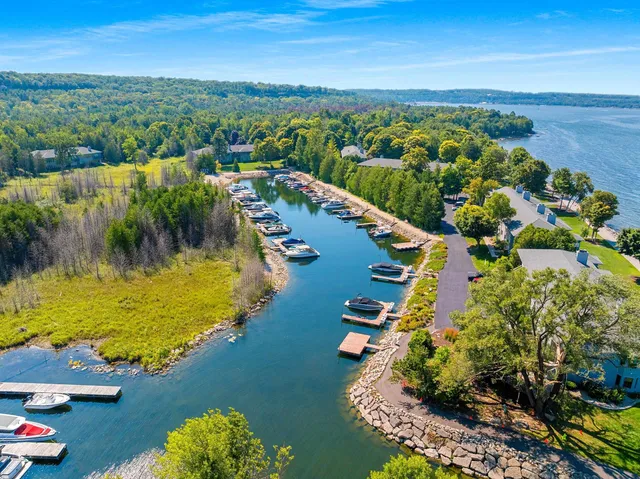 $575,000 | 4654 Harbor Drive, Unit K6, Egg Harbor, WI 54209