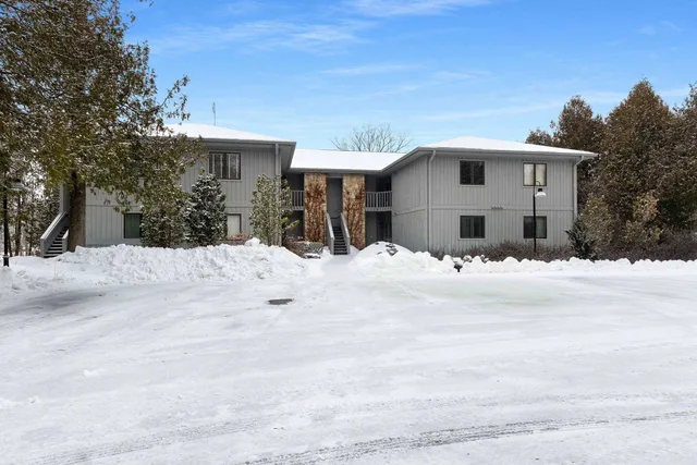 $550,000 | 4654 Harbor Drive, Unit K6, Egg Harbor, WI 54209