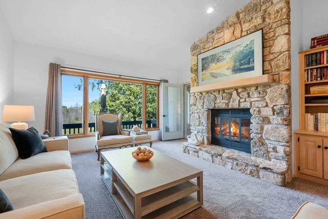 $575,000 | 4654 Harbor Drive, Unit K6, Egg Harbor, WI 54209