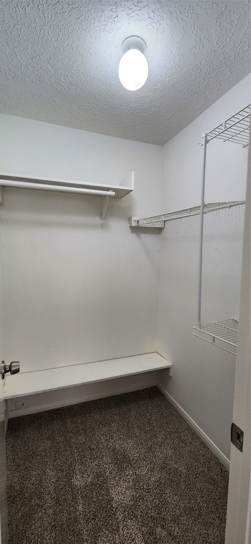 129 Wagon Ln Loop Angleton, TX 77515 - Photo 20 of 37 Gallery Image 20