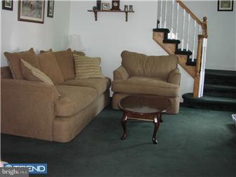 622 Gilbert Road Ridley Park, PA 19078 - Photo 4 of 10