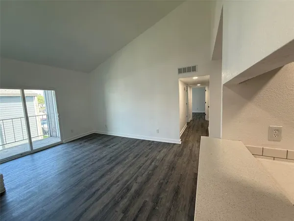 $97,990 | 8034 Antoine Drive, Unit 231, Houston, TX 77088