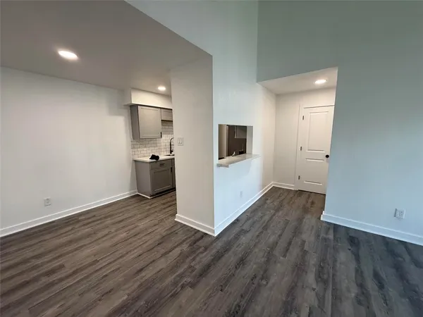 $97,990 | 8034 Antoine Drive, Unit 231, Houston, TX 77088