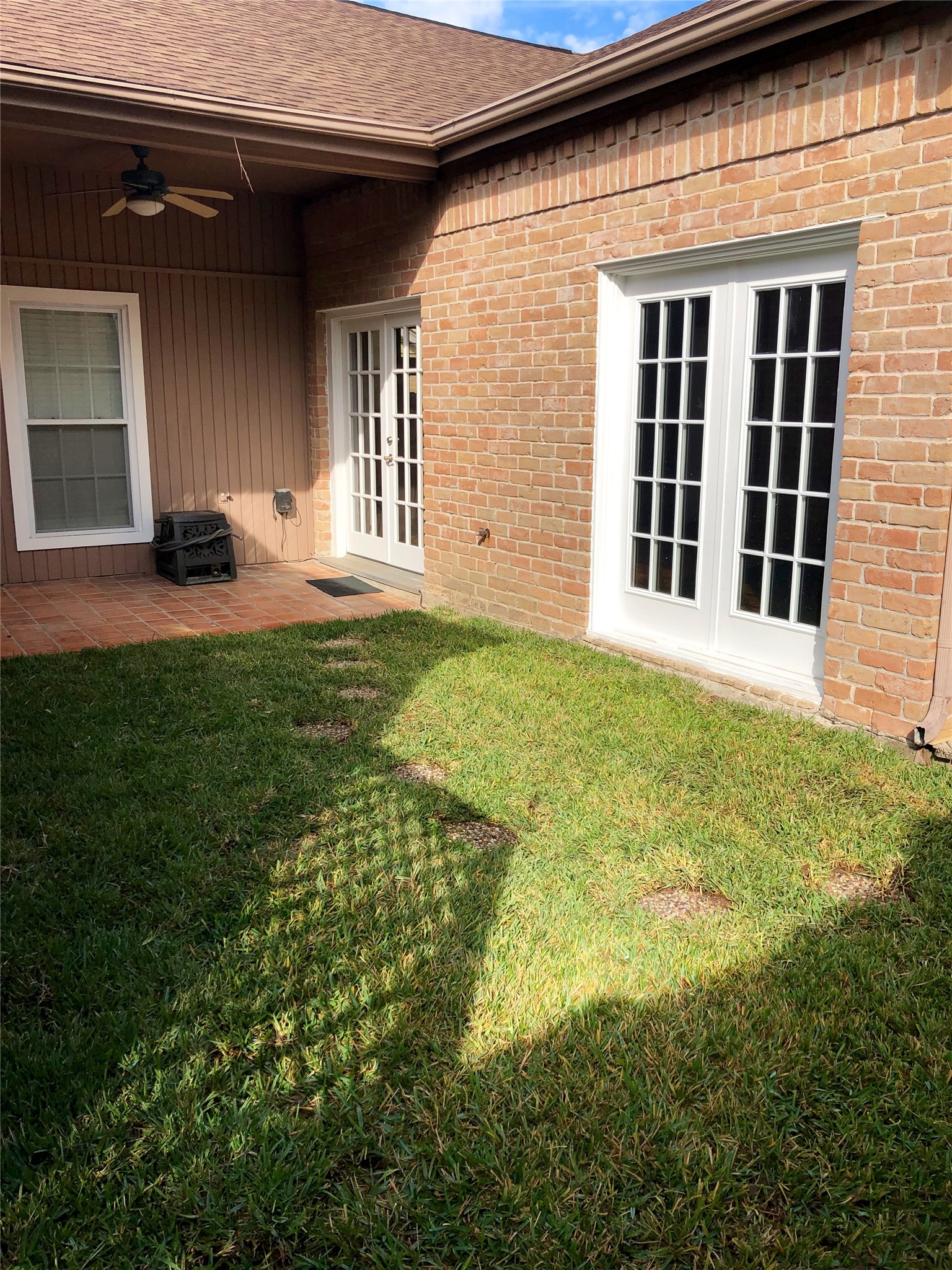 10310 Chevy Chase Drive Houston, TX 77042 - Photo 3 of 36 a view of a house with backyard