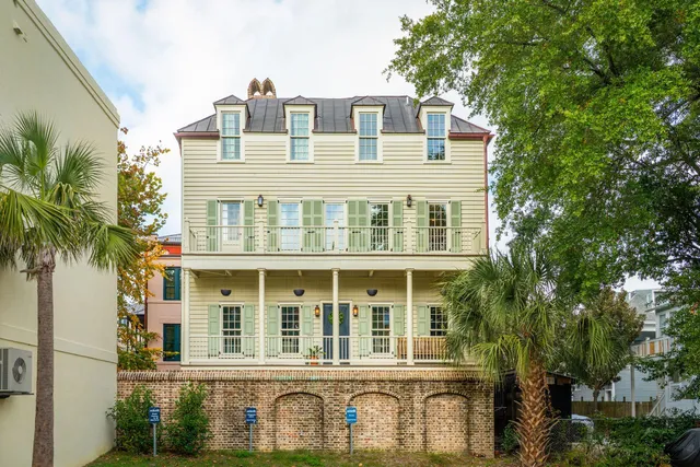 $1,690,000 | 6 Catfiddle Street, Charleston, SC 29403