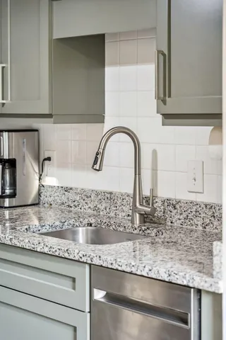 $1,690,000 | 6 Catfiddle Street, Charleston, SC 29403