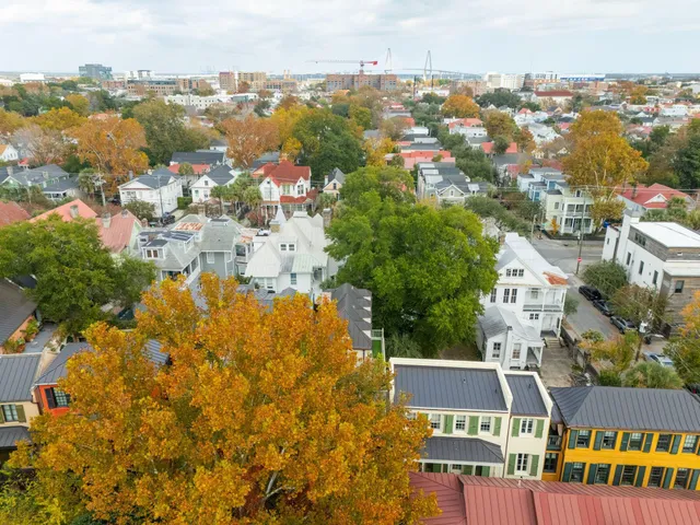 $1,690,000 | 6 Catfiddle Street, Charleston, SC 29403