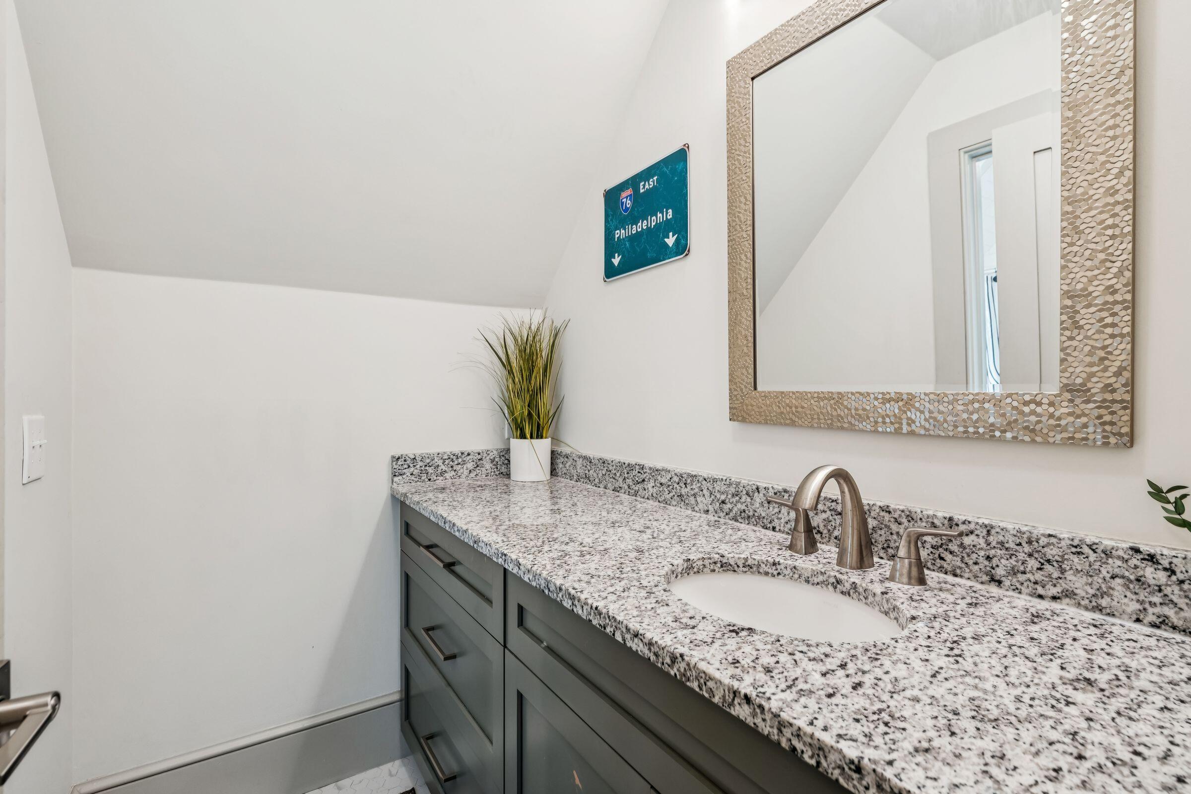 6 Catfiddle Street Charleston, SC 29403 - Photo 52 of 87 60_6CatfiddleSt-KeenEyeMarketing-059