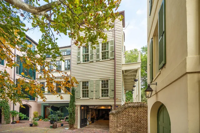 $1,690,000 | 6 Catfiddle Street, Charleston, SC 29403