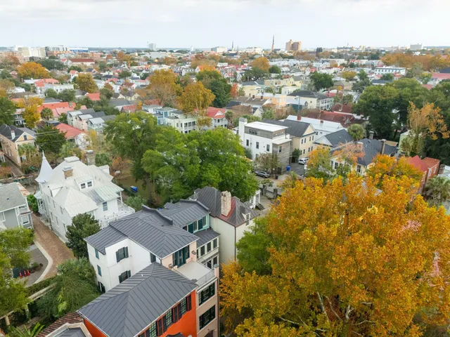 $1,690,000 | 6 Catfiddle Street, Charleston, SC 29403