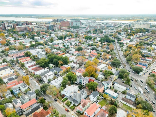 $1,690,000 | 6 Catfiddle Street, Charleston, SC 29403