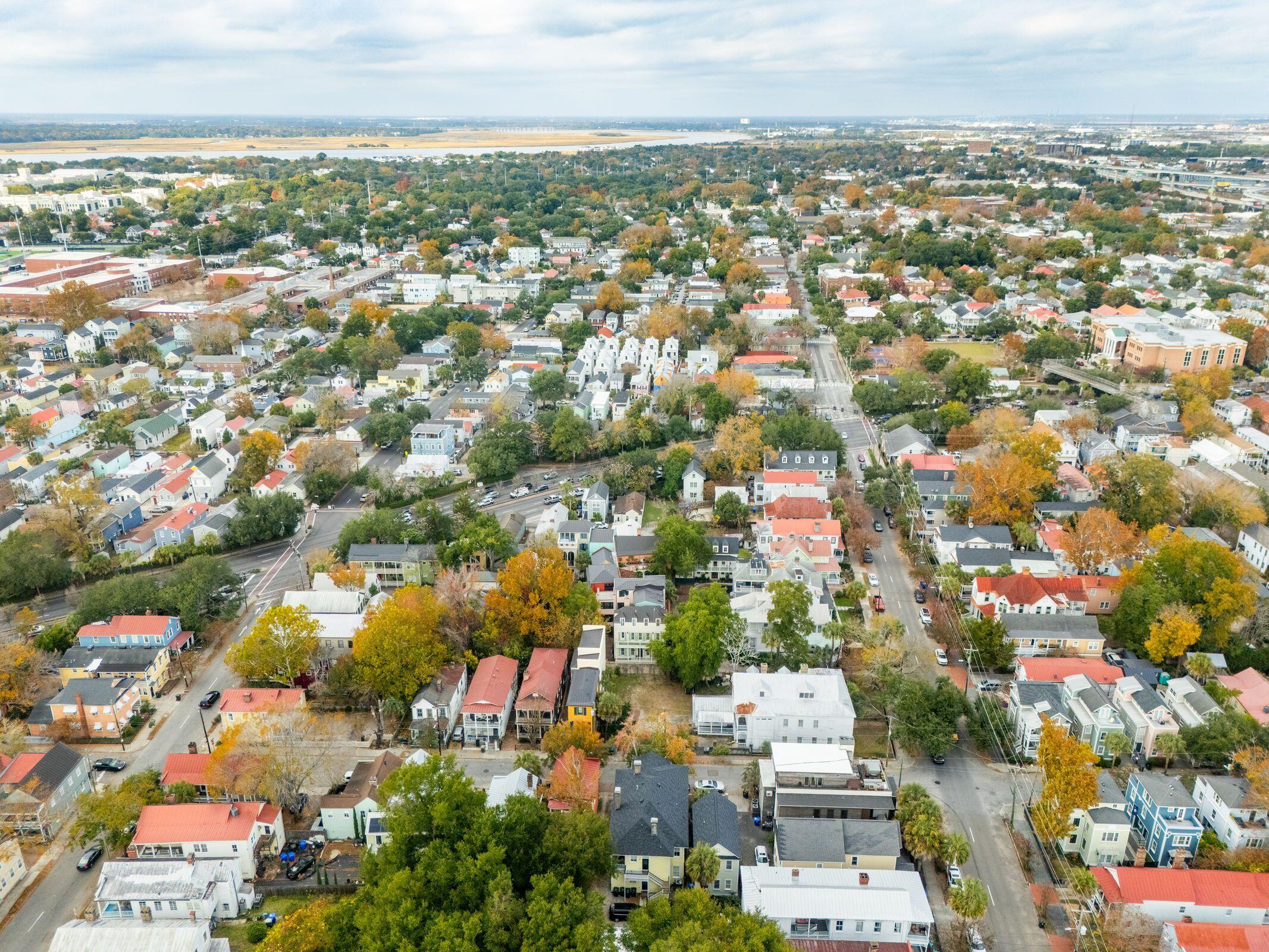 6 Catfiddle Street Charleston, SC 29403 - Photo 83 of 87 86_6CatfiddleSt-KeenEyeMarketing-086