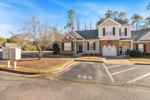 $300,000 | 743 Whitetail Creek Way, Fuquay-Varina, NC 27526