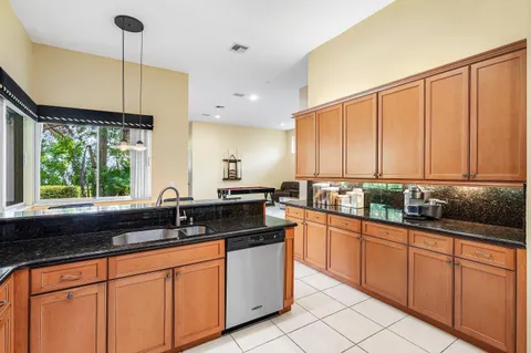 $1,800,000 | 11600 Northwest 5th Street, Plantation, FL 33325