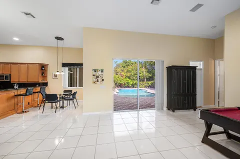 $1,800,000 | 11600 Northwest 5th Street, Plantation, FL 33325