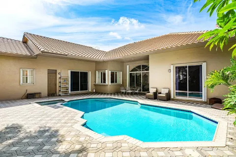 $1,800,000 | 11600 Northwest 5th Street, Plantation, FL 33325