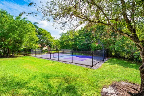 $1,800,000 | 11600 Northwest 5th Street, Plantation, FL 33325