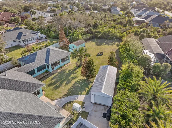 an aerial view of multiple house
