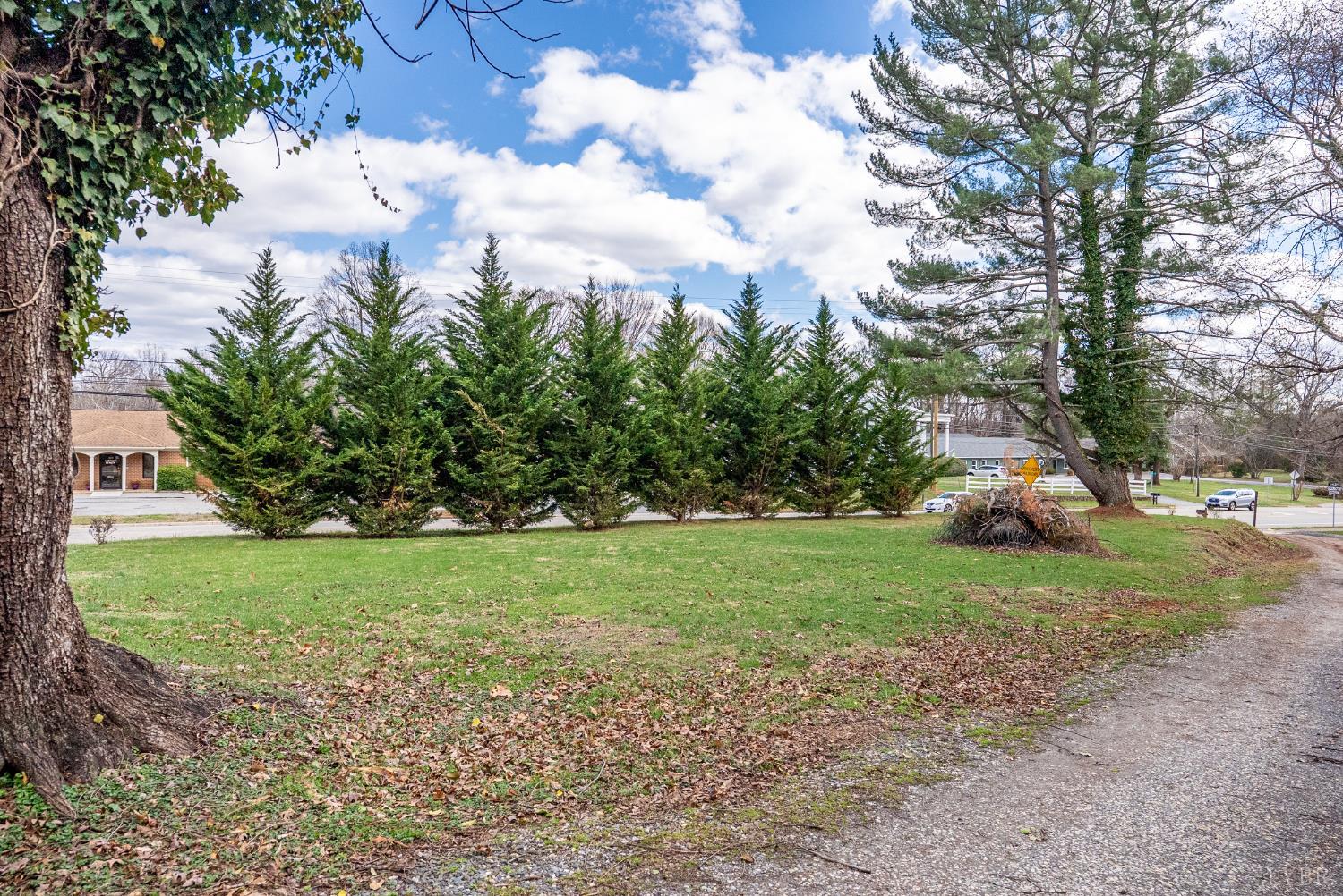 426 South Main Street Amherst, VA 24521 - Photo 28 of 35