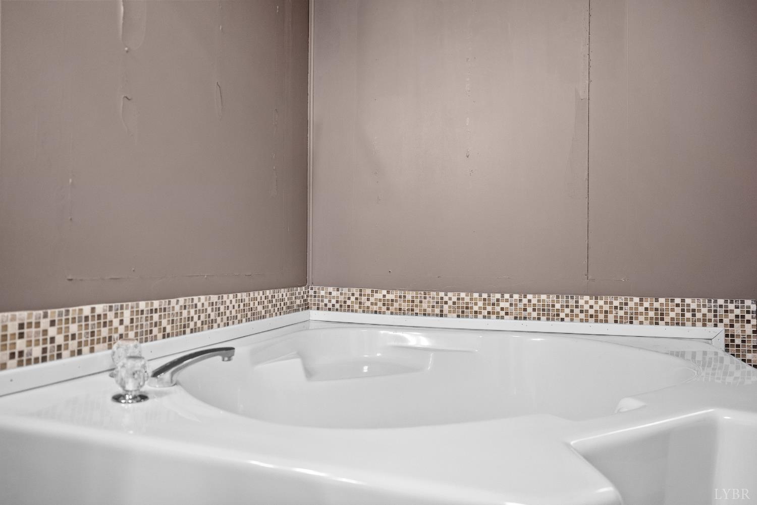 426 South Main Street Amherst, VA 24521 - Photo 7 of 35