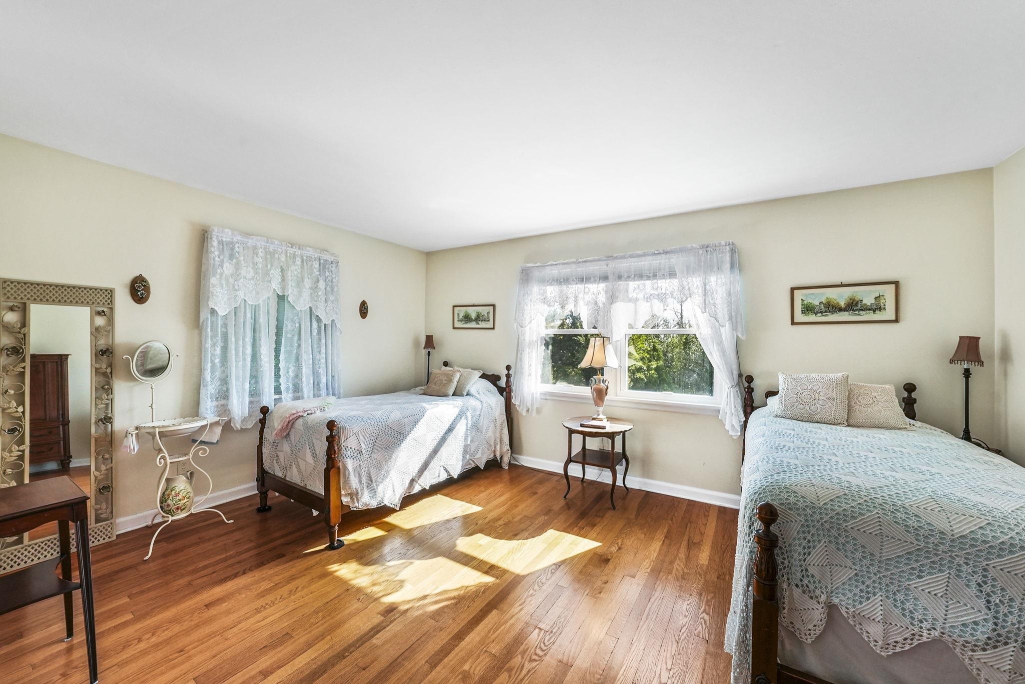 5 Rye Cliff Road Oakland, NJ 07436 - Photo 26 of 49 Gallery Image 26