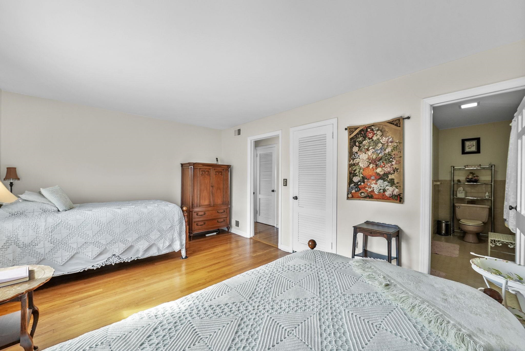 5 Rye Cliff Road Oakland, NJ 07436 - Photo 28 of 49 Gallery Image 28