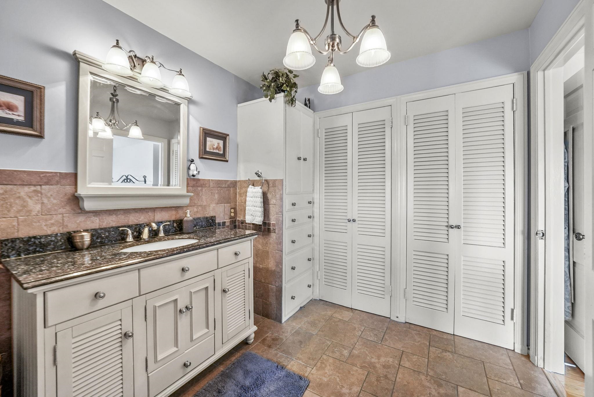 5 Rye Cliff Road Oakland, NJ 07436 - Photo 32 of 49 Gallery Image 32