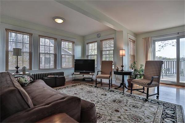 77 Woodside Road Winchester, MA 01890 - Photo 2 of 26 Gallery Image 2
