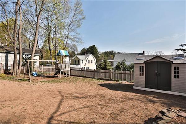 77 Woodside Road Winchester, MA 01890 - Photo 26 of 26 Gallery Image 26