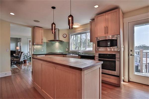 77 Woodside Road Winchester, MA 01890 - Photo 7 of 26 Gallery Image 7