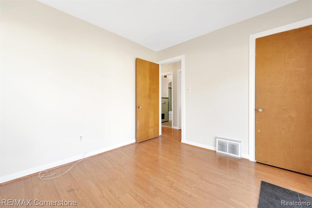 24410 Union Street Dearborn, MI 48124 - Photo 10 of 24