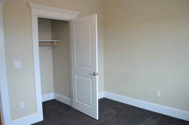 $2,395 | 2 Silver Street, Unit 13, Dover, NH 03820