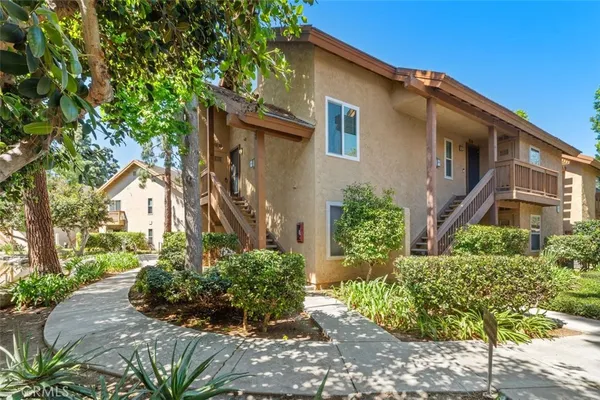 $585,000 | 89 Lemon Grove, Irvine, CA 92618