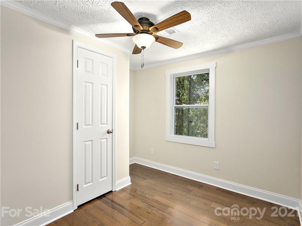 63 Reddick Road Asheville, NC 28805 - Photo 14 of 15 Gallery Image 14
