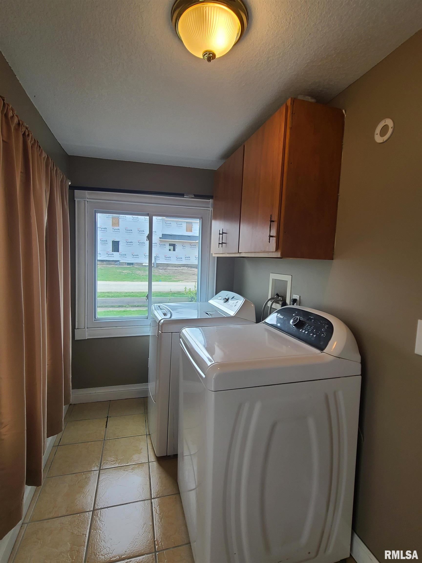 402 Main Street Chadwick, IL 61014 - Photo 8 of 20 Gallery Image 8