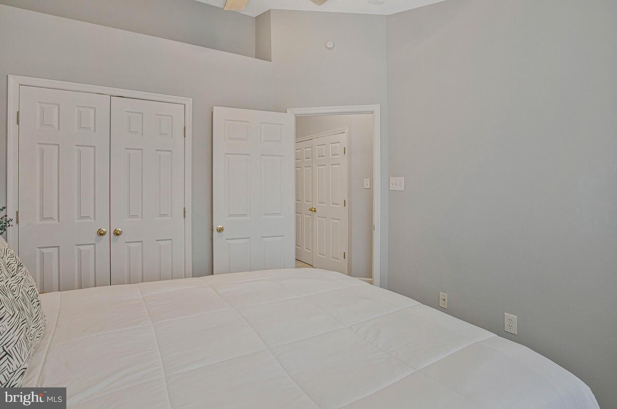 3515 Cromarty Lane Edgewater, MD 21037 - Photo 35 of 53 a bedroom with a bed and a closet