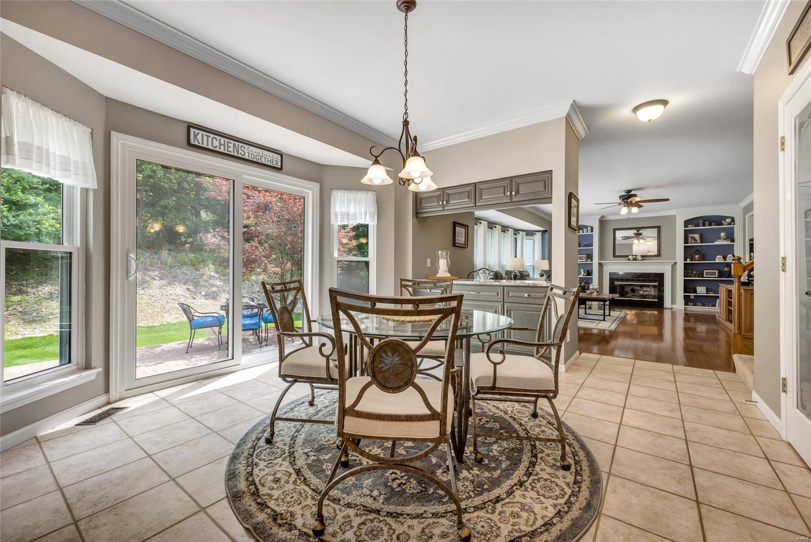 942 Castle Pines Drive Ballwin, MO 63021 - Photo 15 of 46