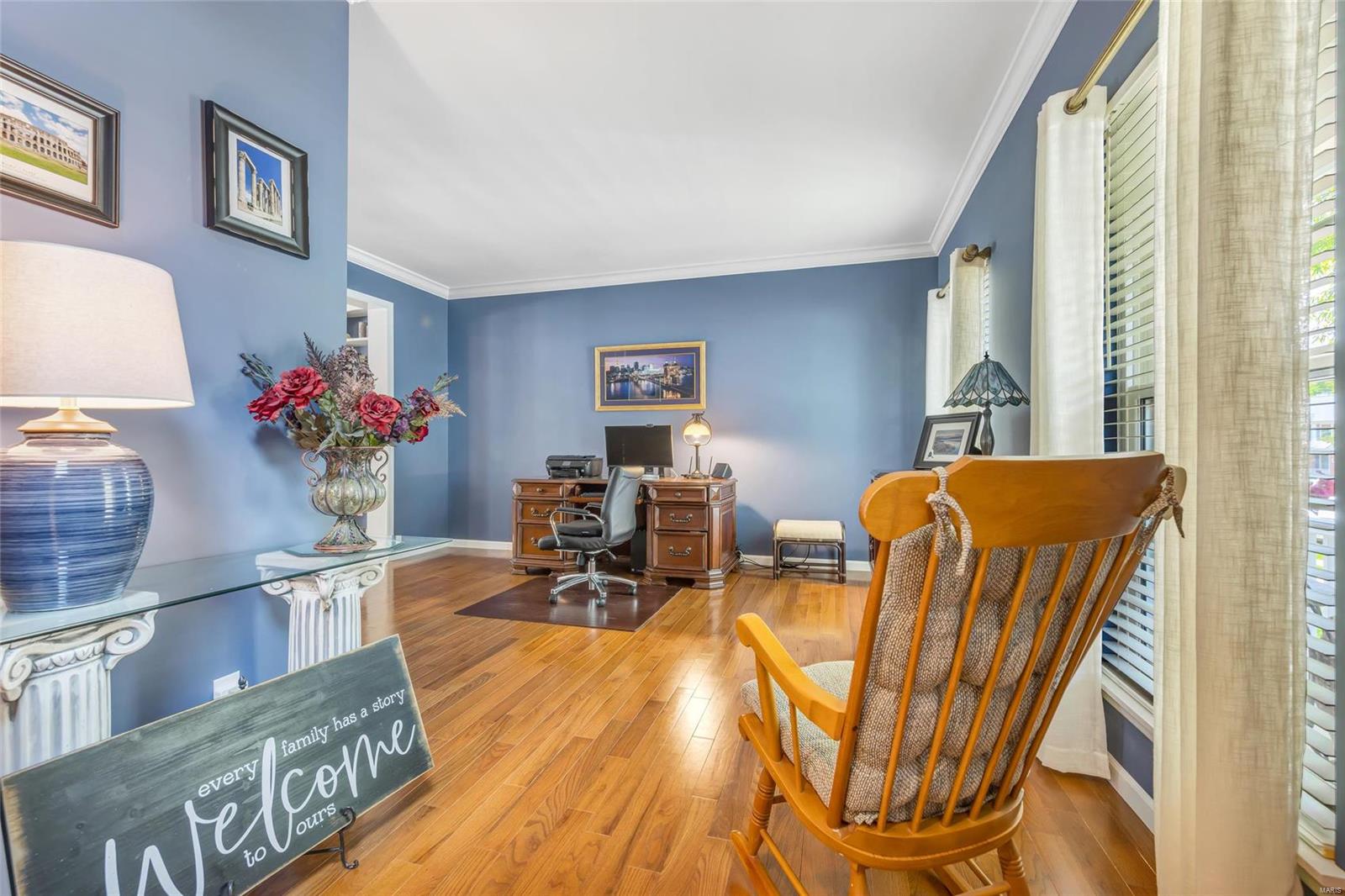 942 Castle Pines Drive Ballwin, MO 63021 - Photo 7 of 46