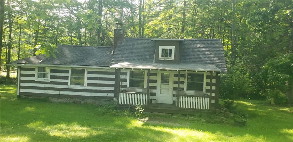 7 McDowell Road Ligonier, PA 15658 - Photo 3 of 20 Guest Cottage