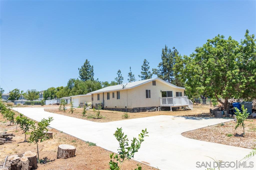 13640 Agsten Lane Poway, CA 92064 - Photo 14 of 25 Gallery Image 14
