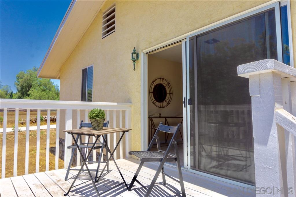 13640 Agsten Lane Poway, CA 92064 - Photo 5 of 25 Gallery Image 5