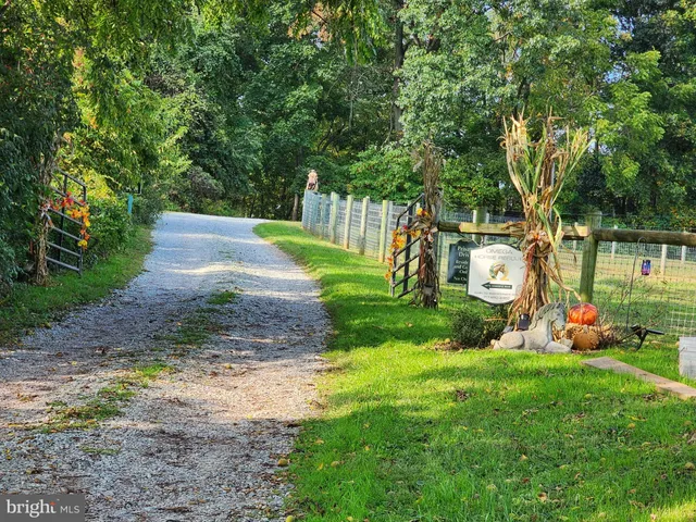 $1,450,000 | 8272 Woodbine Road, Airville, PA 17302