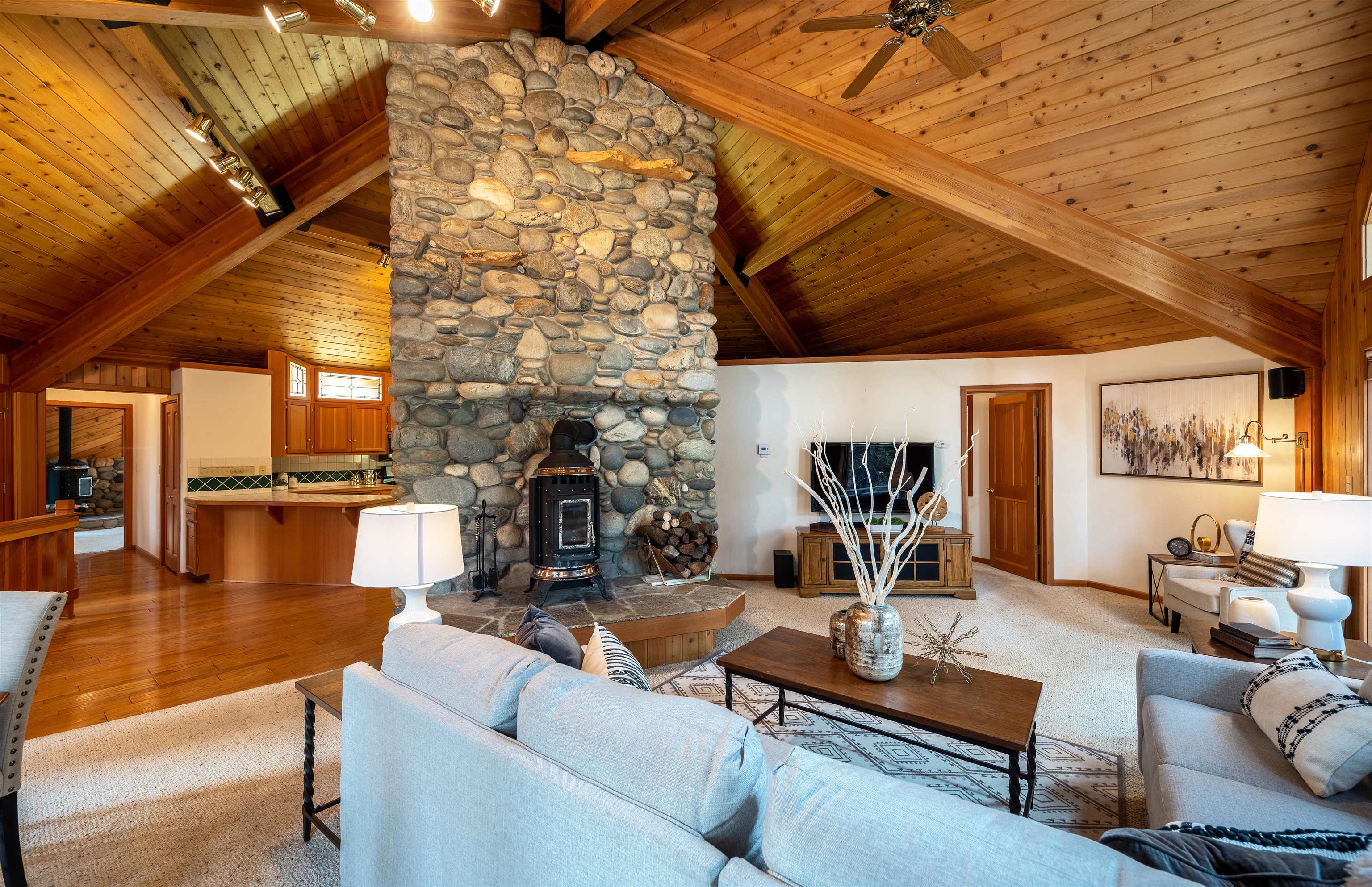 11406 Chalet Road Truckee, CA 96161 - Photo 3 of 21 a living room with furniture